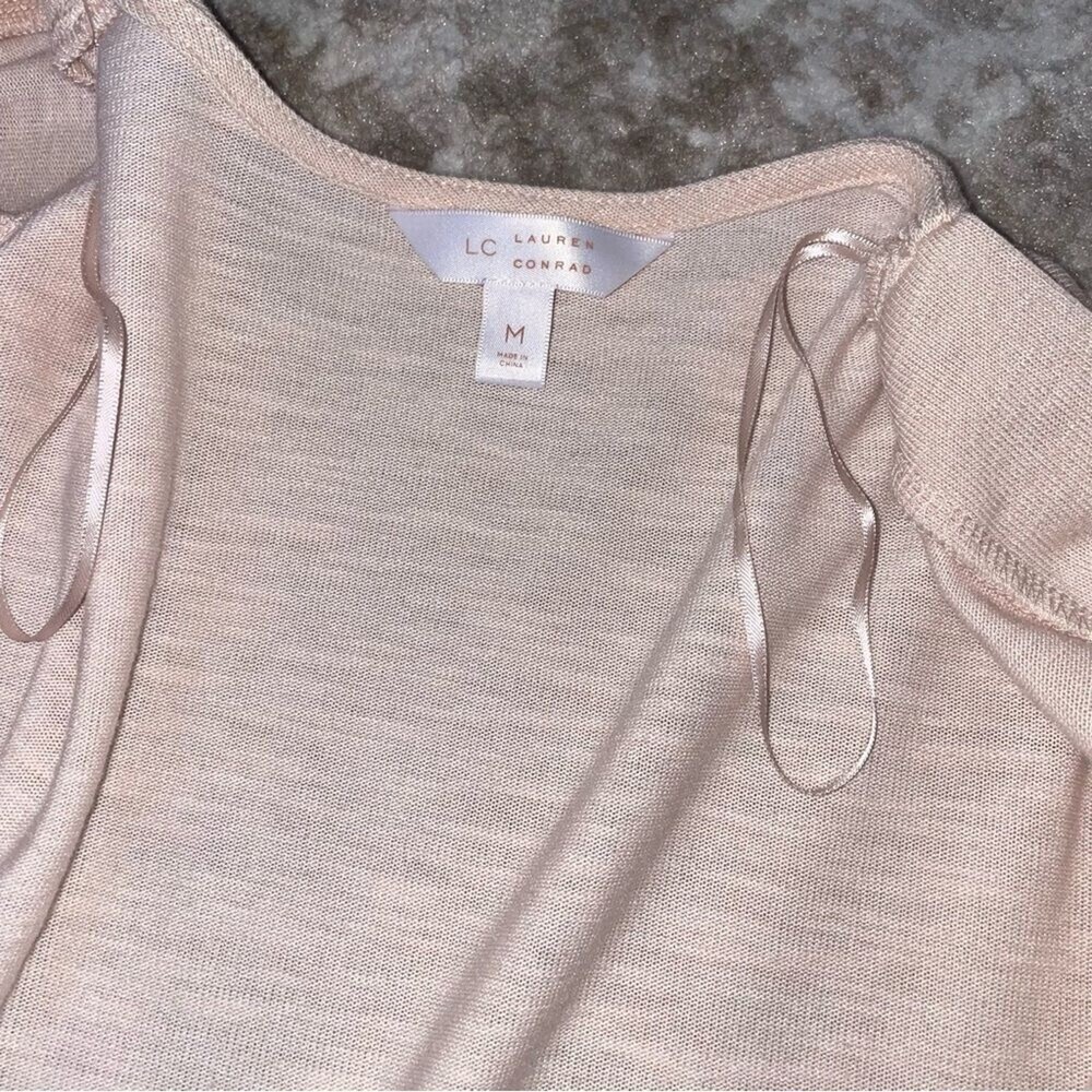 LC Lauren Conrad cream peach open front lightweight trumpet sleeve cardigan SZ M - Picture 8 of 9